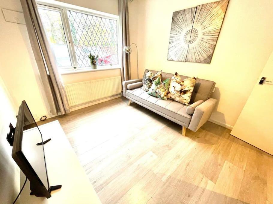 Serene And Cozy 1-Bedroom House With Parking Cambridge Zewnętrze zdjęcie